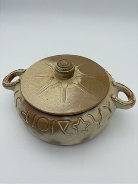 Frankoma desert gold wagon wheel ceramic casserole serving dish